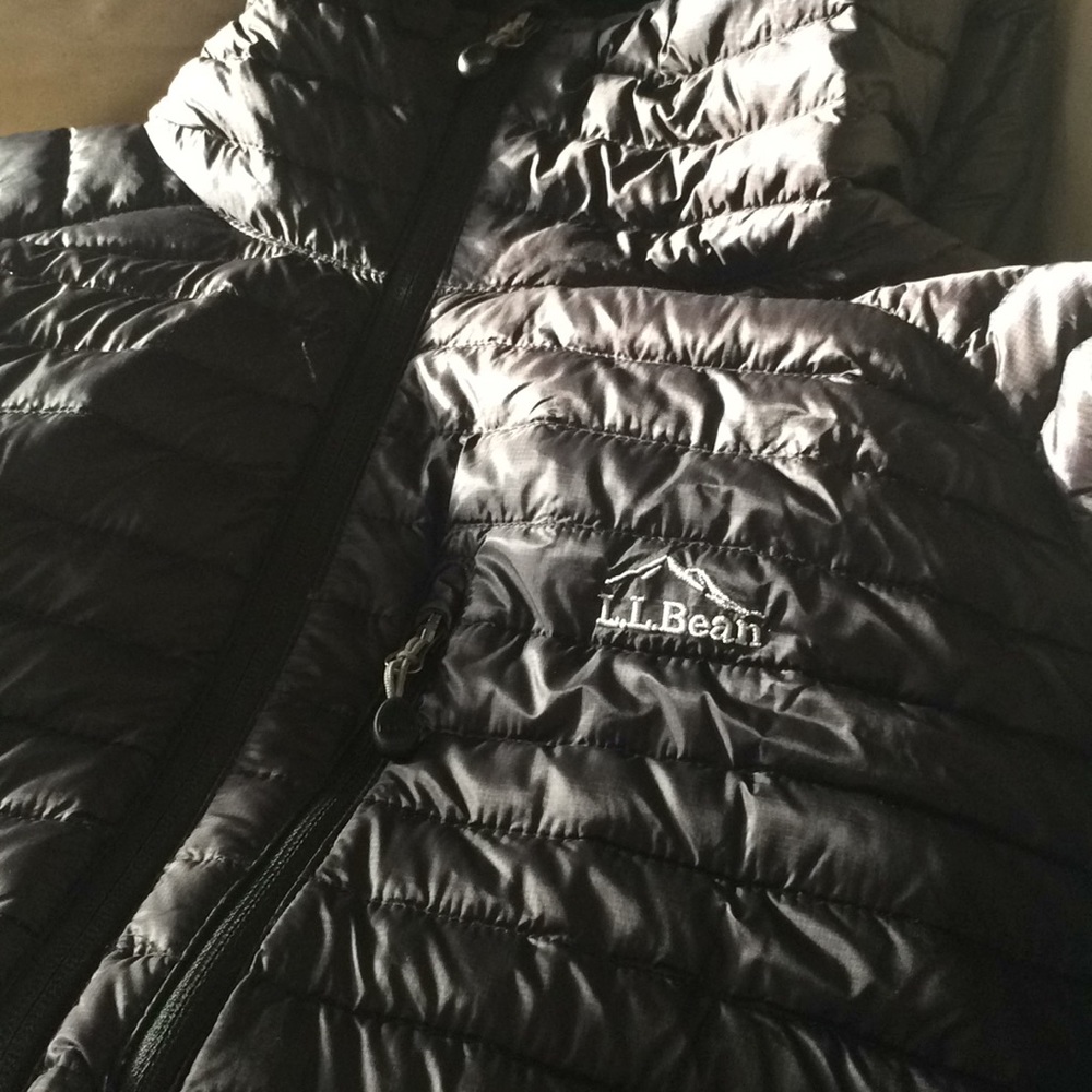L.L. Bean Ultralight 850 Goose Down Jacket NWOT